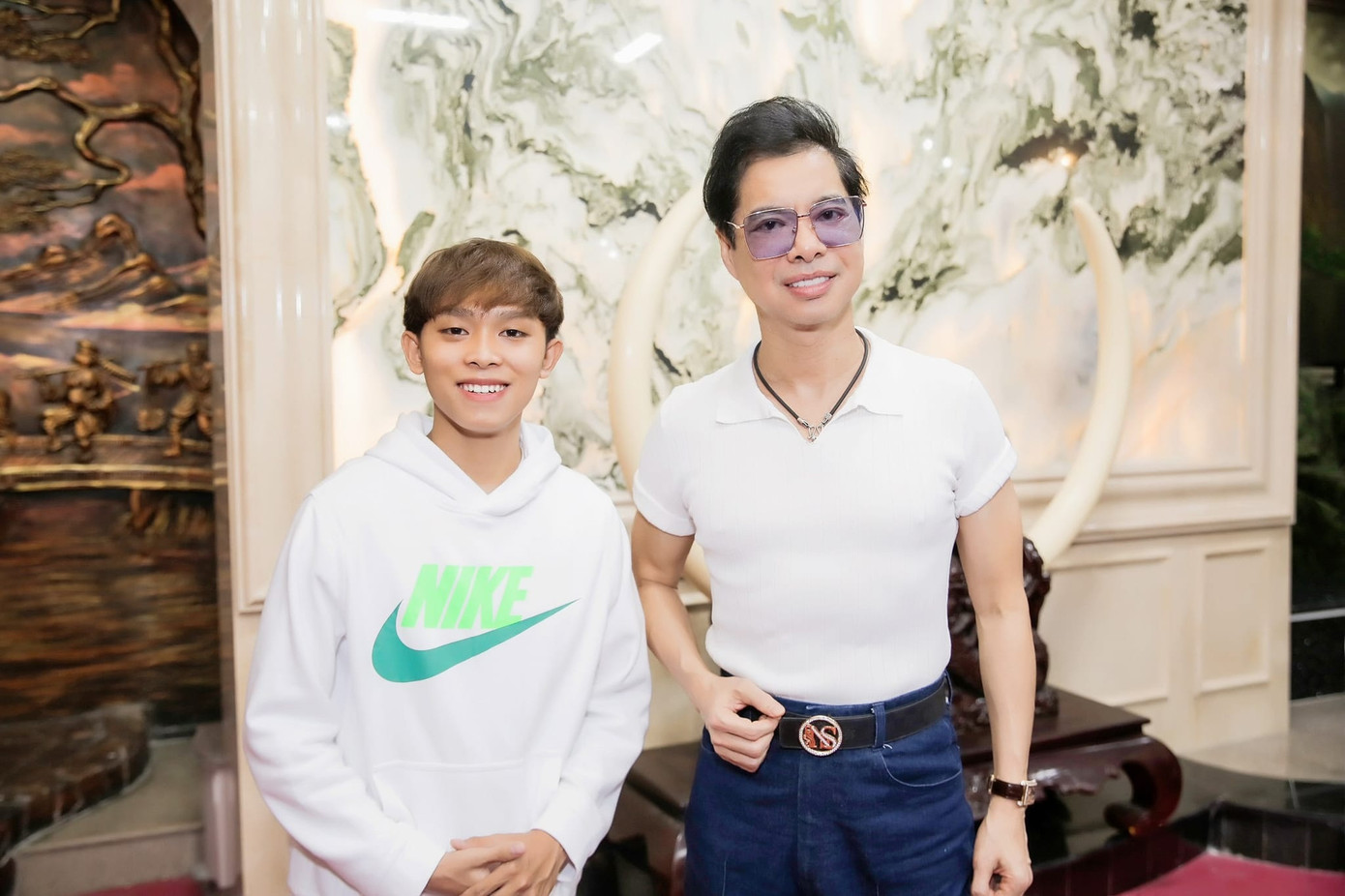 Ngọc Sơn đã giang tay khi Hồ Văn Cường gặp sóng gió. Ngọc Sơn đã giang tay khi Hồ Văn Cường gặp sóng gió.