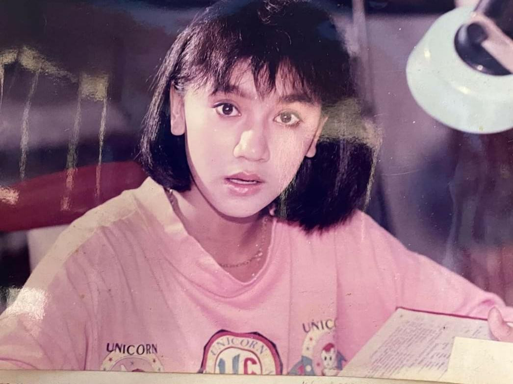 Nét đẹp trong trẻo của Y Phụng ở tuổi thần tiên (Ảnh: FBNV) Nét đẹp trong trẻo của Y Phụng ở tuổi thần tiên (Ảnh: FBNV)