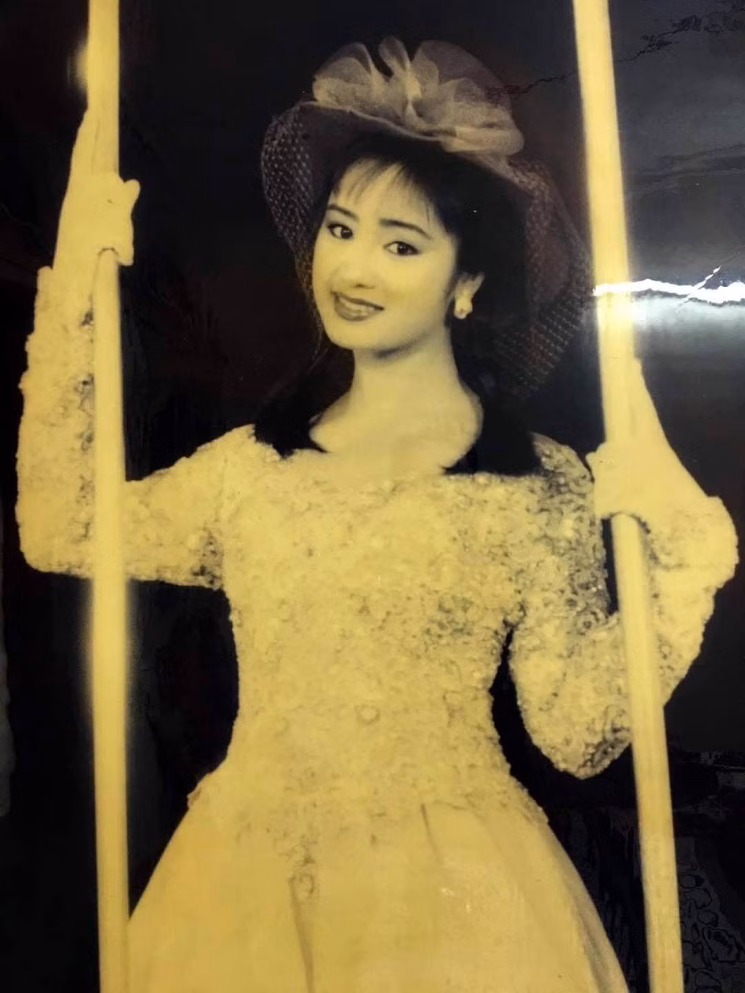 NSND Thu Hà thời trẻ