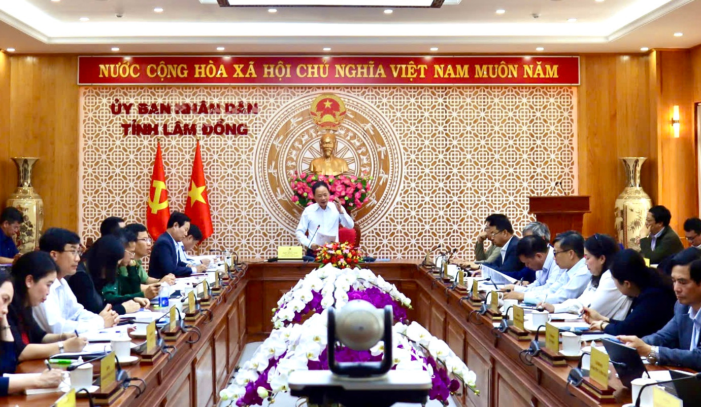 Quang cảnh hội nghị.