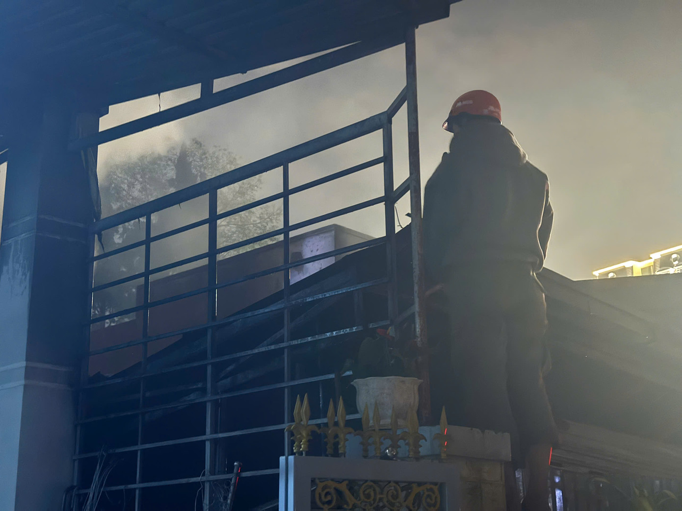 Hiện trường nơi xảy ra vụ cháy. Hiện trường nơi xảy ra vụ cháy.