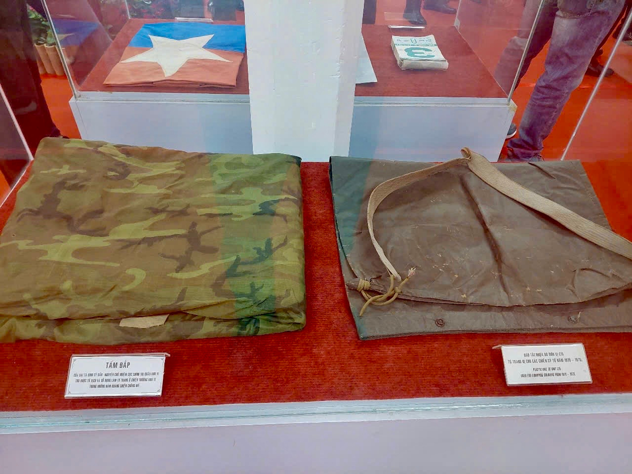 Nhiều hiện vật của quân nhân Lâm Đồng để lại ấn tượng cho người xem.