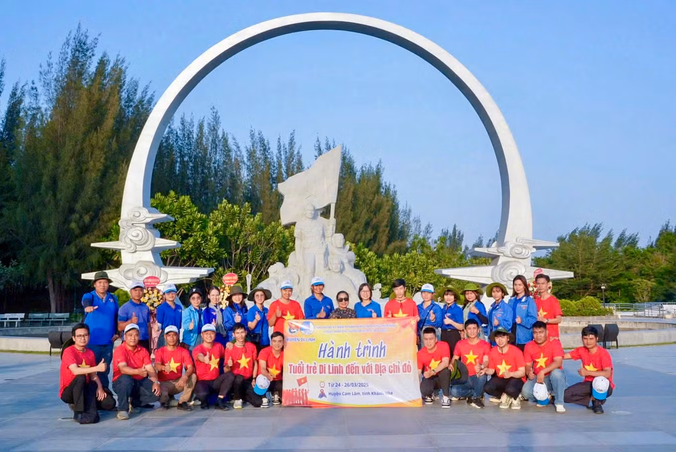 Hàng trăm hoạt động hướng về biên giới, hải đảo, vùng sâu, vùng xa.