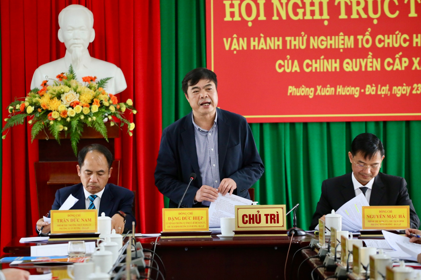 Uỷ viên Ban Chấp hành Đảng bộ phường Xuân Hương - Đà Lạt. Uỷ viên Ban Chấp hành Đảng bộ phường Xuân Hương - Đà Lạt.