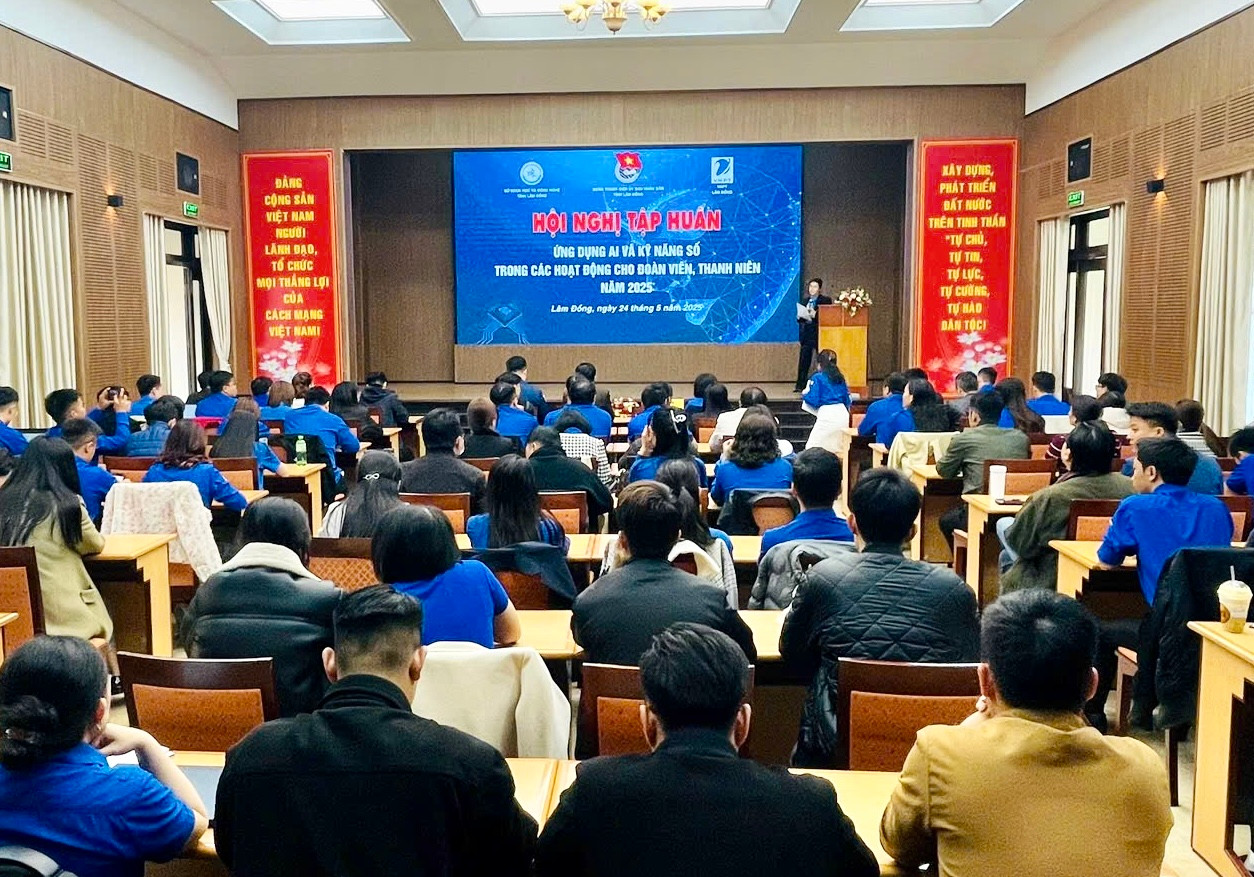 Hội nghị thu hút 100 đoàn viên, thanh niên đến từ các cơ sở Đoàn trực thuộc.