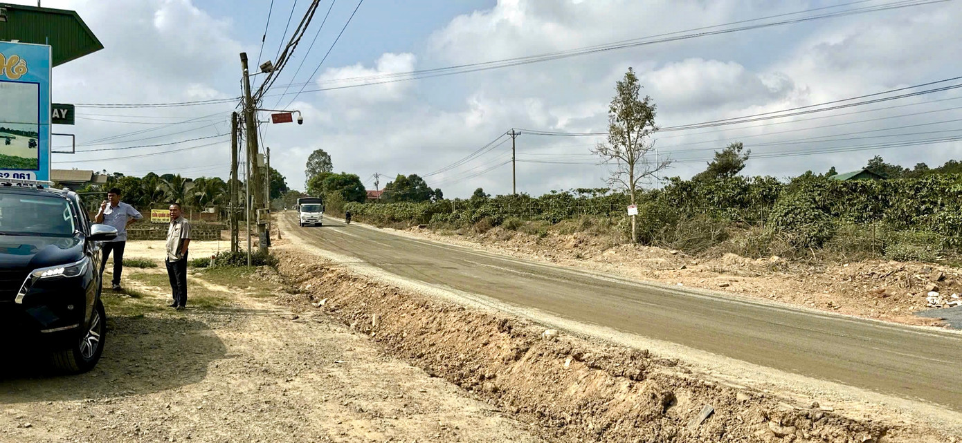 Dự án Cải tạo, nâng cấp quốc lộ 28B với tổng mức đầu tư hơn 1.400 tỷ đồng. Dự án Cải tạo, nâng cấp quốc lộ 28B với tổng mức đầu tư hơn 1.400 tỷ đồng.