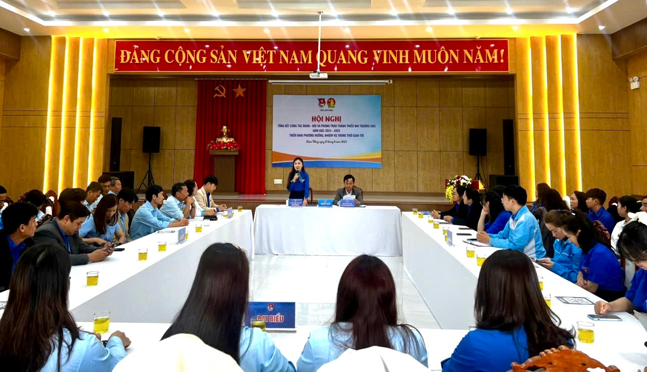 Quang cảnh hội nghị.