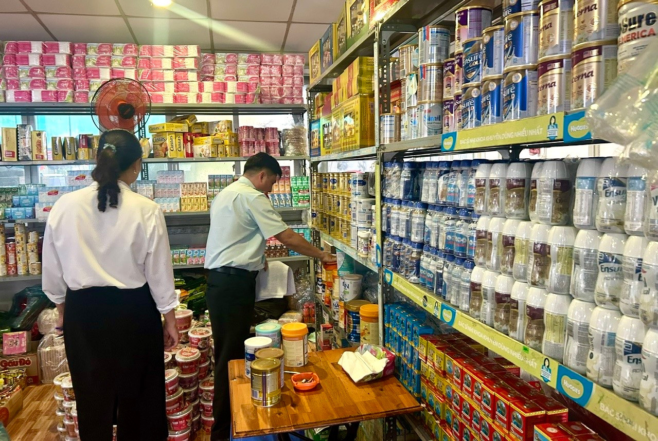 Từ đầu năm đến 10/5, Sở Y tế Lâm Đồng đã xử phạt 31 cơ sở với tổng số tiền 100 triệu đồng.