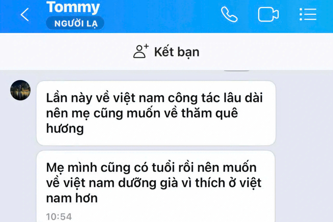 Bảo thường xuyên nhắn tin tạo lòng tin.
