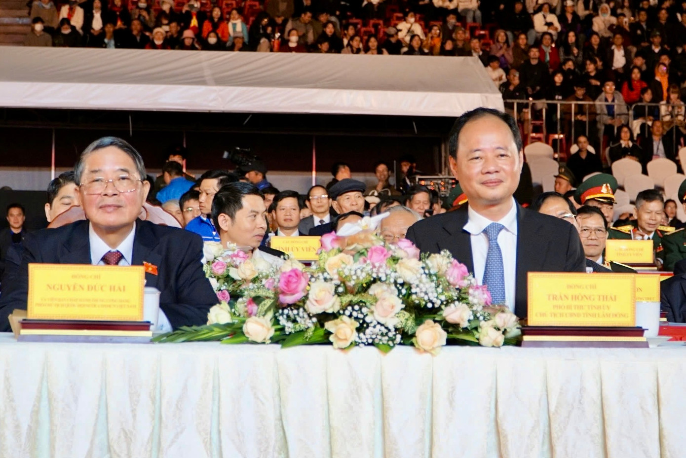 Đại biểu tham dự lễ kỷ niệm 50 năm. Đại biểu tham dự lễ kỷ niệm 50 năm.