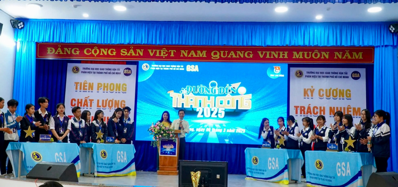 Các đội hình “Bình dân học vụ số” đã giúp 9.700 người dân tiếp cận kỹ năng số.