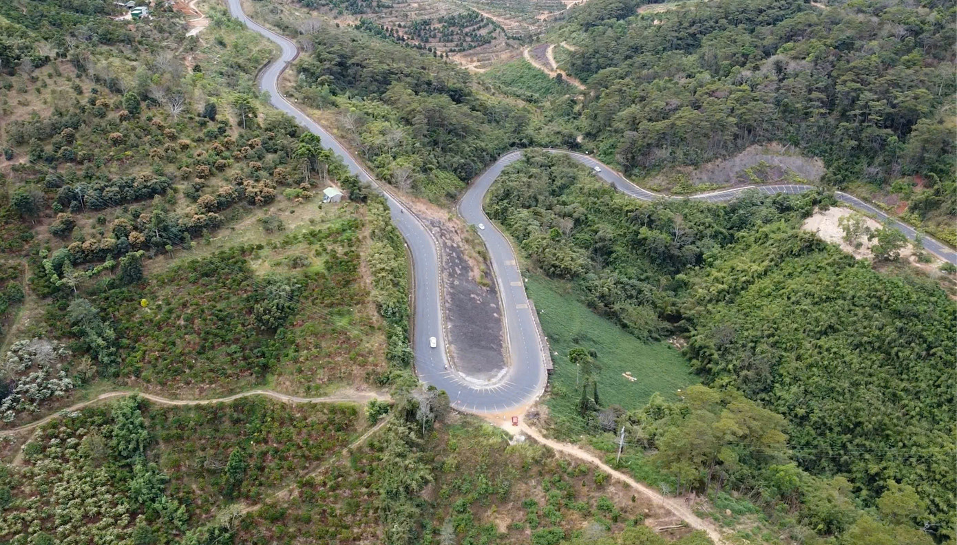 Tuyến đường kết nối tỉnh Lâm Đồng và Đắk Nông. Tuyến đường kết nối tỉnh Lâm Đồng và Đắk Nông.