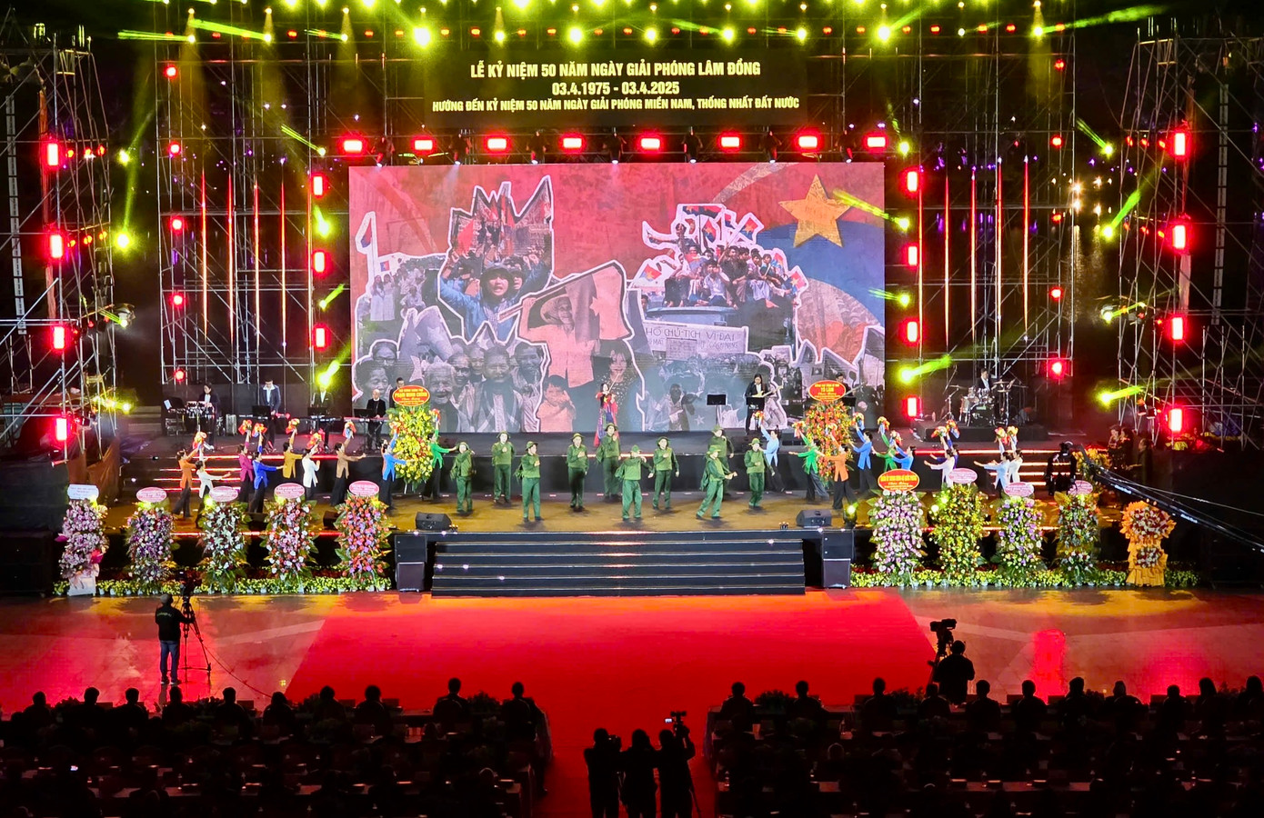 Toàn cảnh Lễ Kỷ niệm 50 năm Ngày giải phóng Lâm Đồng. Toàn cảnh Lễ Kỷ niệm 50 năm Ngày giải phóng Lâm Đồng.