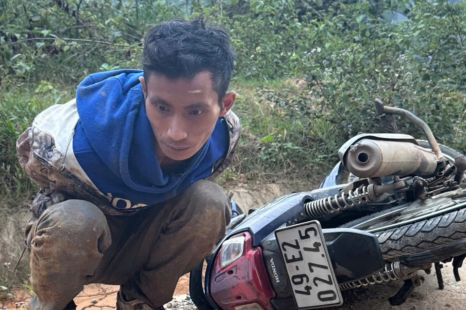 Tàu Sa Chín bị bắt sau 1 giờ gây án.