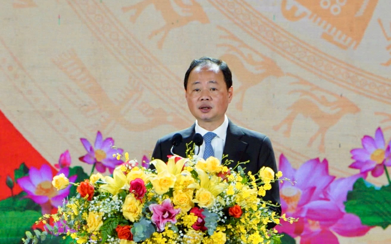 Chủ tịch UBND tỉnh Lâm Đồng Trần Hồng Thái phát biểu tại lễ kỷ niệm. Chủ tịch UBND tỉnh Lâm Đồng Trần Hồng Thái phát biểu tại lễ kỷ niệm.