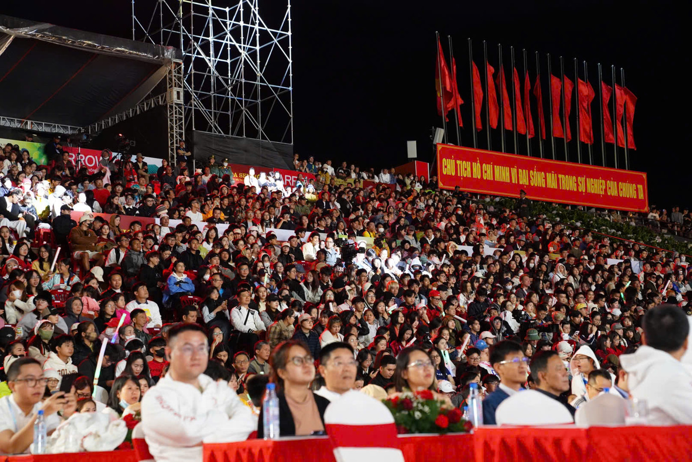 Hàng chục nghìn khán giả đến với chung kết Bảng Quốc tế Dalat Best Dance Crew 2025 - Hoa Sen Home International Cup.