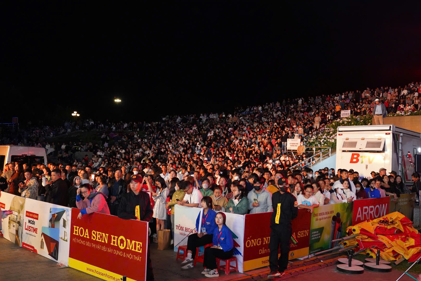 Hàng chục nghìn khán giả đến với chung kết Bảng Quốc tế Dalat Best Dance Crew 2025 - Hoa Sen Home International Cup.