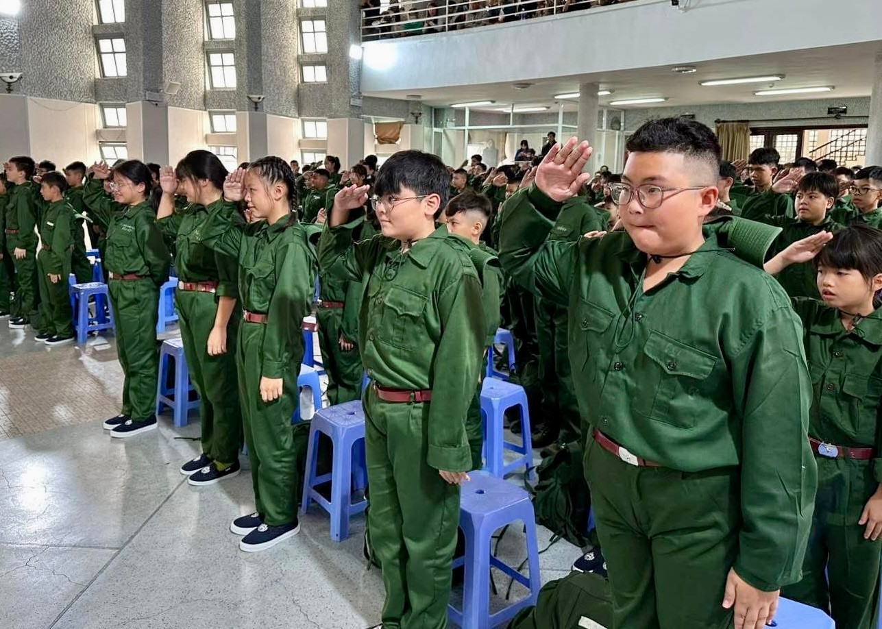 Gần 100 chiến sĩ nhí Lâm Đồng tham gia học kỳ trong quân đội tại Trung đoàn Bộ binh 994.