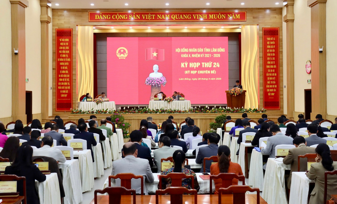 Quang cảnh kỳ họp thứ 24 của HĐND tỉnh Lâm Đồng.
