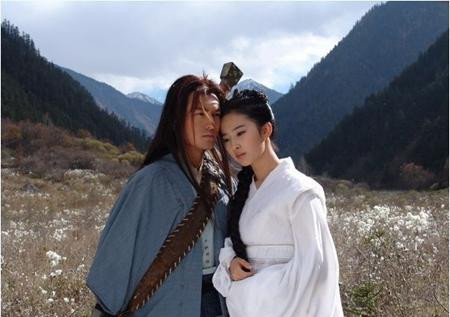 'Cô cô' Lưu Diệc Phi đoàn tụ 'Dương Quá' Huỳnh Hiểu Minh ảnh 4