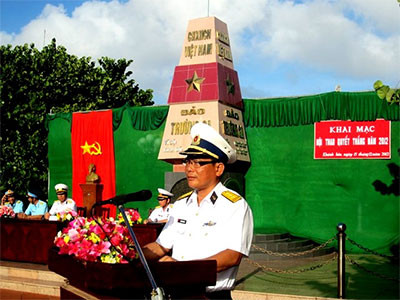 Thượng tá Trịnh Văn Long, Đảo trưởng Đảo Trường Sa Lớn phát động thi đua