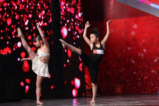 Cậu bé 8 tuổi hóa “Thị Mầu” đầy ấn tượng ảnh 3