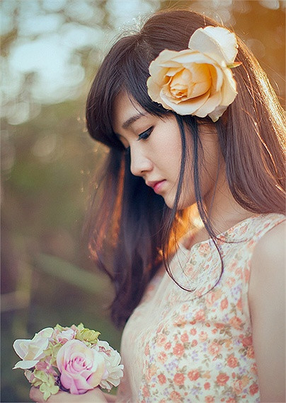 Ngoại hình xinh đẹp cùng một khuôn mặt như thiên thần của Kiều Trinh khiến cộng đồng mạng phát sốt