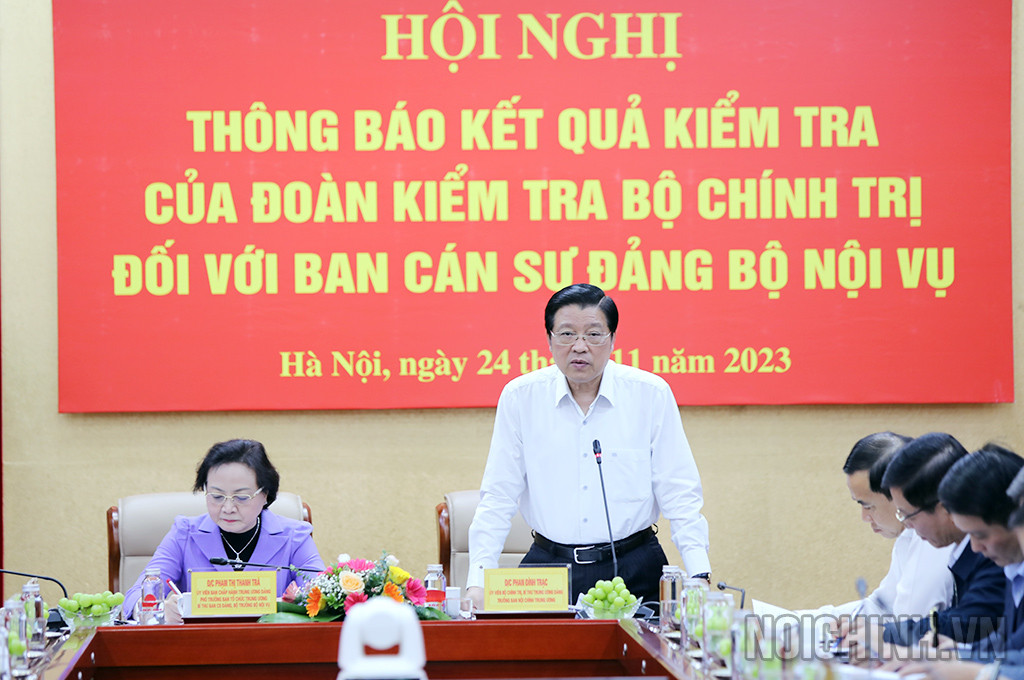 Ông Phan Đình Trạc, Ủy viên Bộ Chính trị, Bí thư Trung ương Đảng, Trưởng Ban Nội chính Trung ương làm Trưởng Đoàn kiểm tra phát biểu Ông Phan Đình Trạc, Ủy viên Bộ Chính trị, Bí thư Trung ương Đảng, Trưởng Ban Nội chính Trung ương làm Trưởng Đoàn kiểm tra phát biểu