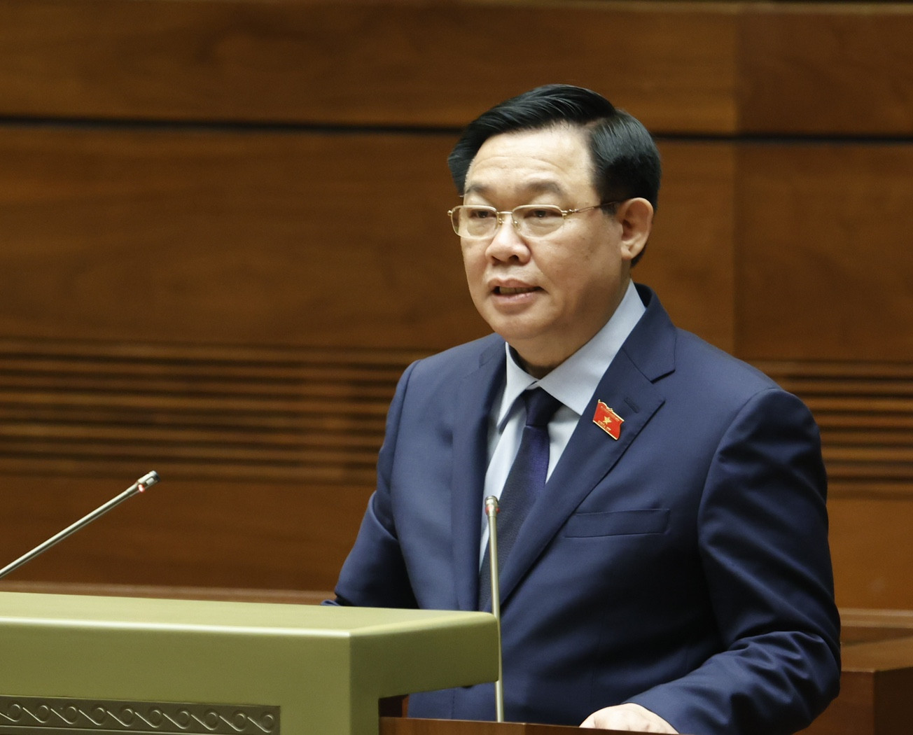 Chủ tịch Quốc hội Vương Đình Huệ phát biểu bế mạc chất vấn. Ảnh Như Ý