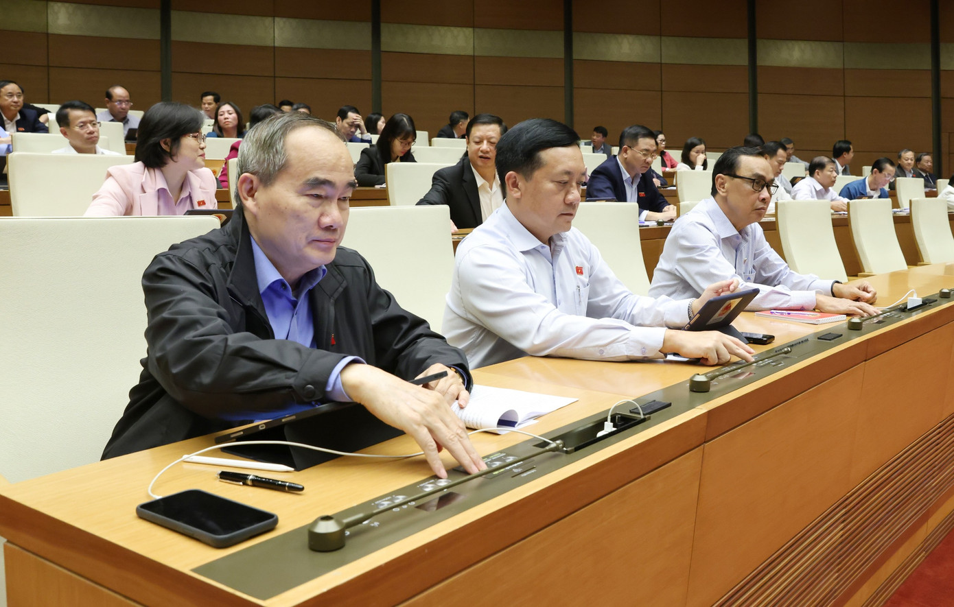 Quốc hội sẽ biểu quyết thông qua nhiều dự án luật trong 3 ngày làm việc cuối cùng của kỳ họp. Ảnh: Như Ý