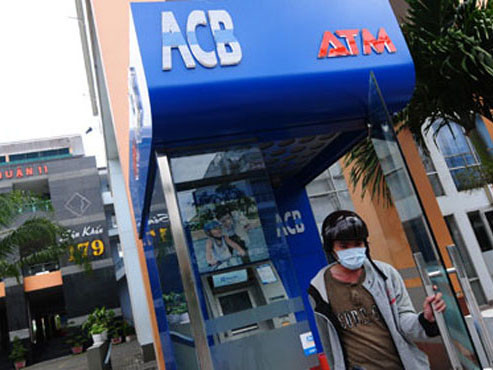 Năm 2012, ACB lỗ hơn 1.863,6 tỉ đồng từ hoạt động kinh doanh ngoại hối, vàng