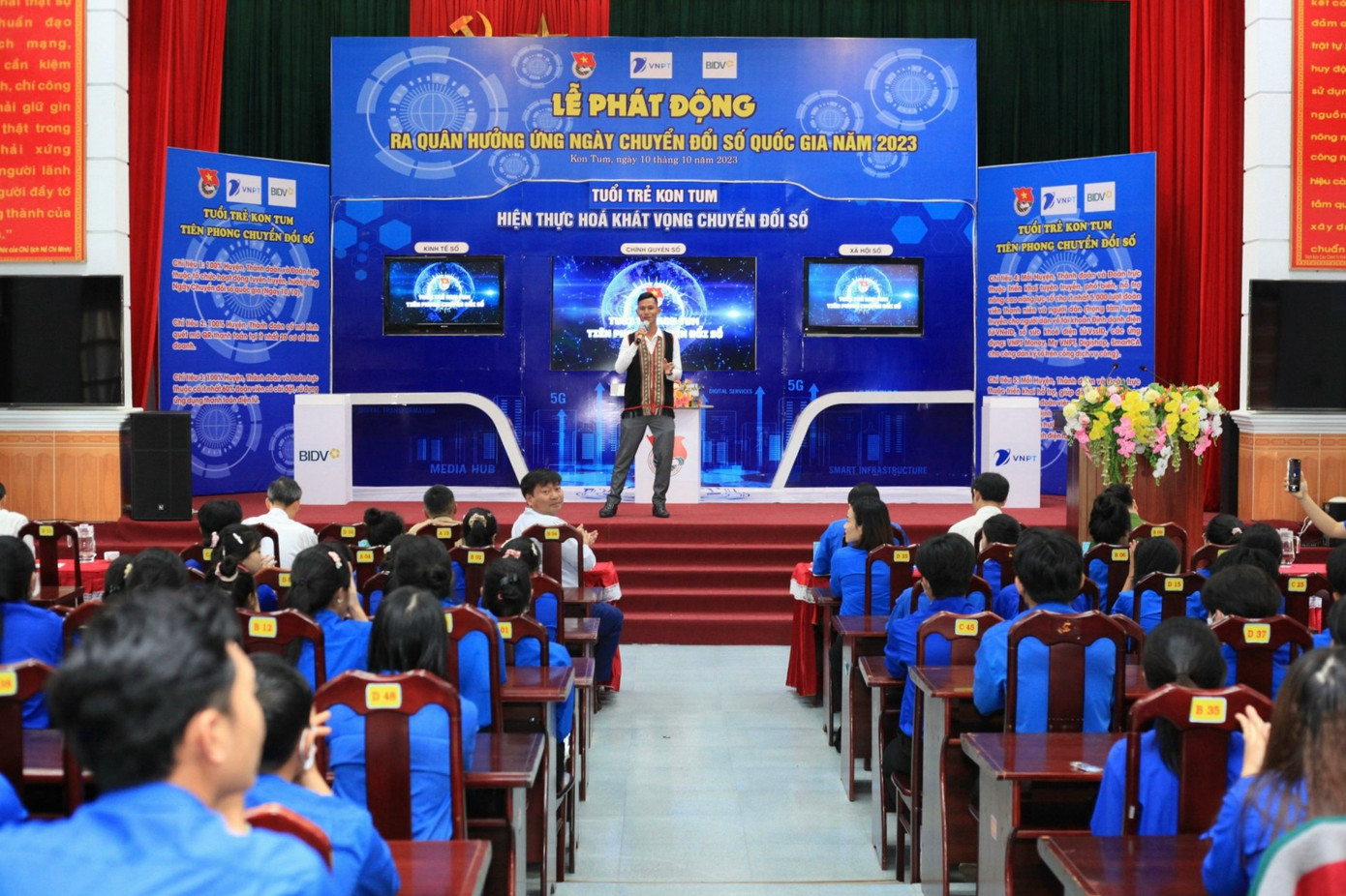 Lễ phát động thu hút hơn 200 đoàn viên thanh niên (ĐVTN) huyện Đăk Hà tham gia. Lễ phát động thu hút hơn 200 đoàn viên thanh niên (ĐVTN) huyện Đăk Hà tham gia.