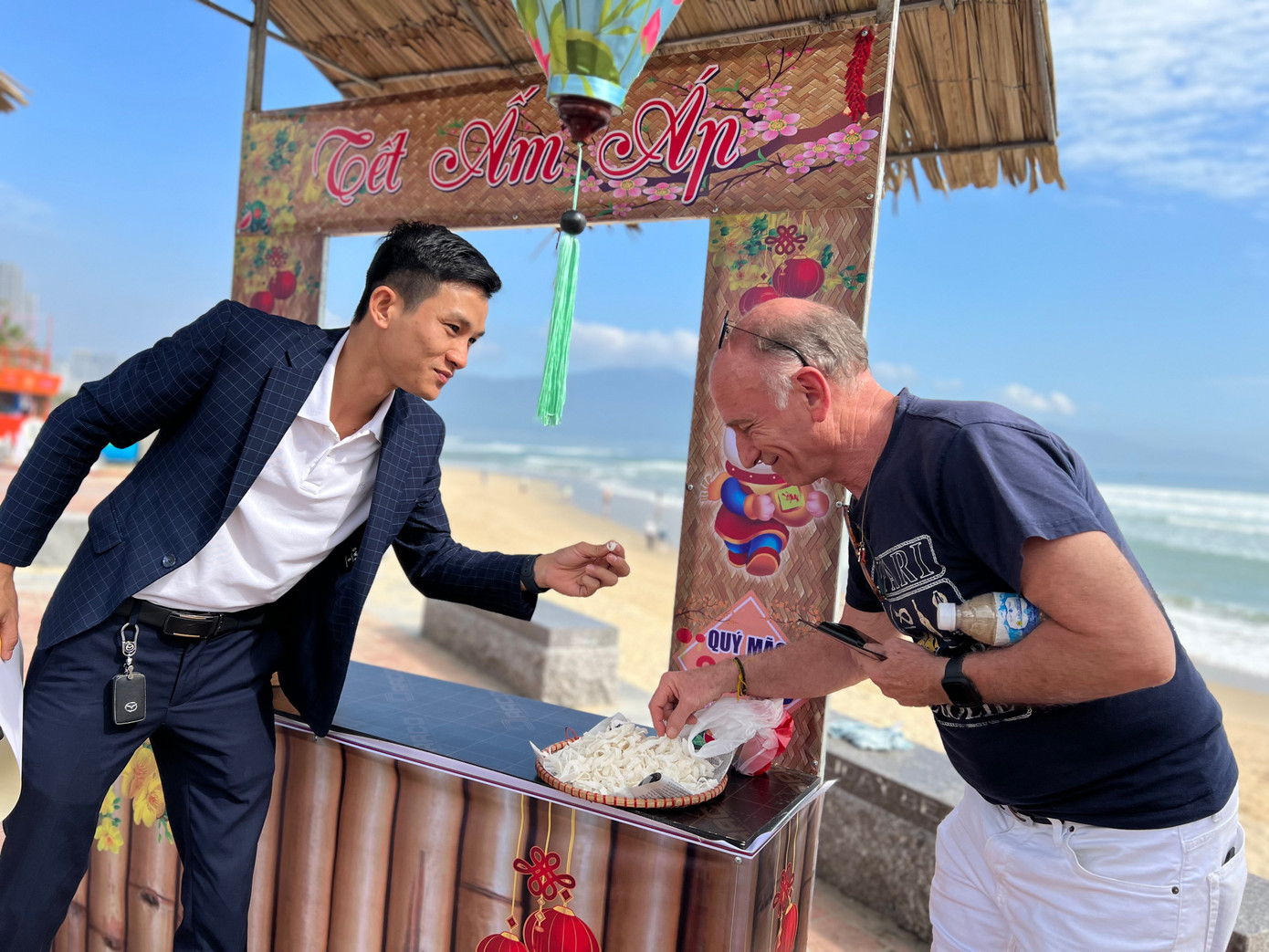 Theo ông Nguyễn Đức Vũ - Trưởng ban quản lý bán đảo Sơn Trà và các bãi biển du lịch Đà Nẵng, đây là hoạt động nhằm quảng bá hình ảnh du lịch biển Đà Nẵng đến người dân và du khách; đồng thời tạo một cái Tết đong đầy yêu thương cho du khách trải nghiệm.