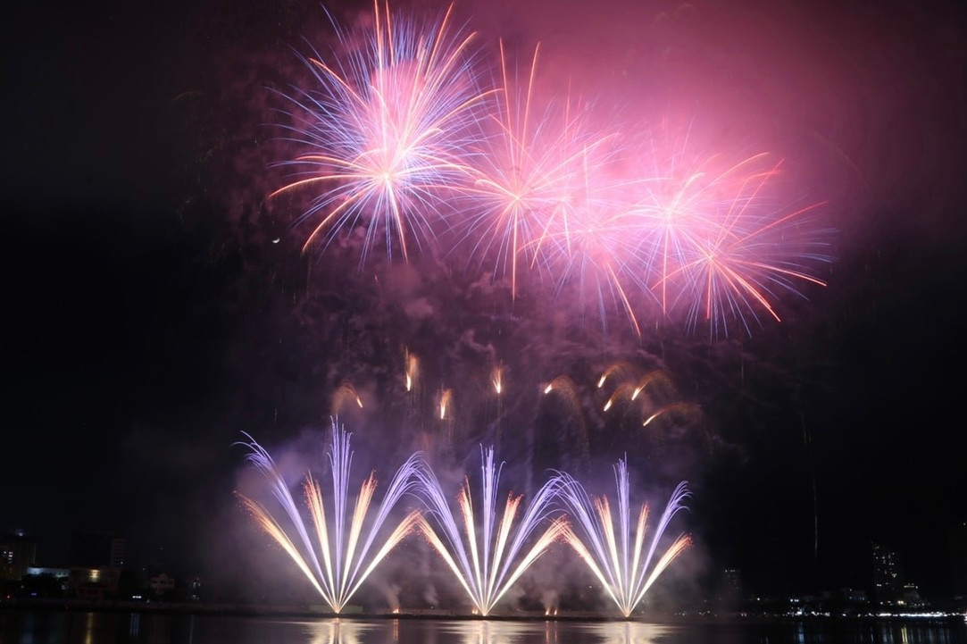 Ông Mark Bryan Kelsal – Đội trưởng đội Vương quốc Anh, chia sẻ: "Chúng tôi luôn coi DIFF là một cuộc thi có tính cạnh tranh cao bởi tại đây có sự tề tựu của nhiều tên tuổi pháo hoa lớn ở khắp nơi trên thế giới".