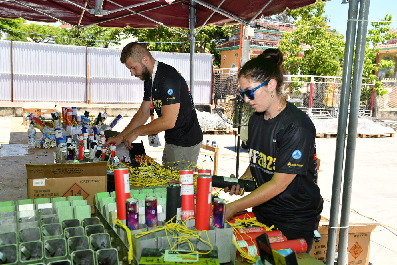 Theo bà Nadia Wong Abdullah, Giám đốc điều hành Global 2000 – đơn vị phụ trách các đội pháo hoa tham dự lễ hội pháo hoa quốc tế Đà Nẵng 2023, để nâng tầm qua mỗi mùa DIFF, không chỉ qua các màn thể hiện nghệ thuật và ý tưởng, mà các đội thi tham gia còn cập nhật và cải tiến những công nghệ pháo hoa mới nhất để tạo ra những hiệu ứng mới mẻ.