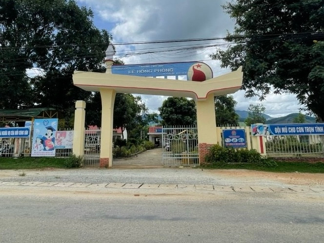 Trường Tiểu học Lê Hồng Phong (xã Kon Đào) hoàn trả hơn 166 triệu đồng lạm thu Trường Tiểu học Lê Hồng Phong (xã Kon Đào) hoàn trả hơn 166 triệu đồng lạm thu