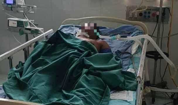 Anh P. nguy kịch sau khi bị ong vò vẽ đốt. Ảnh: CTV. Anh P. nguy kịch sau khi bị ong vò vẽ đốt. Ảnh: CTV.