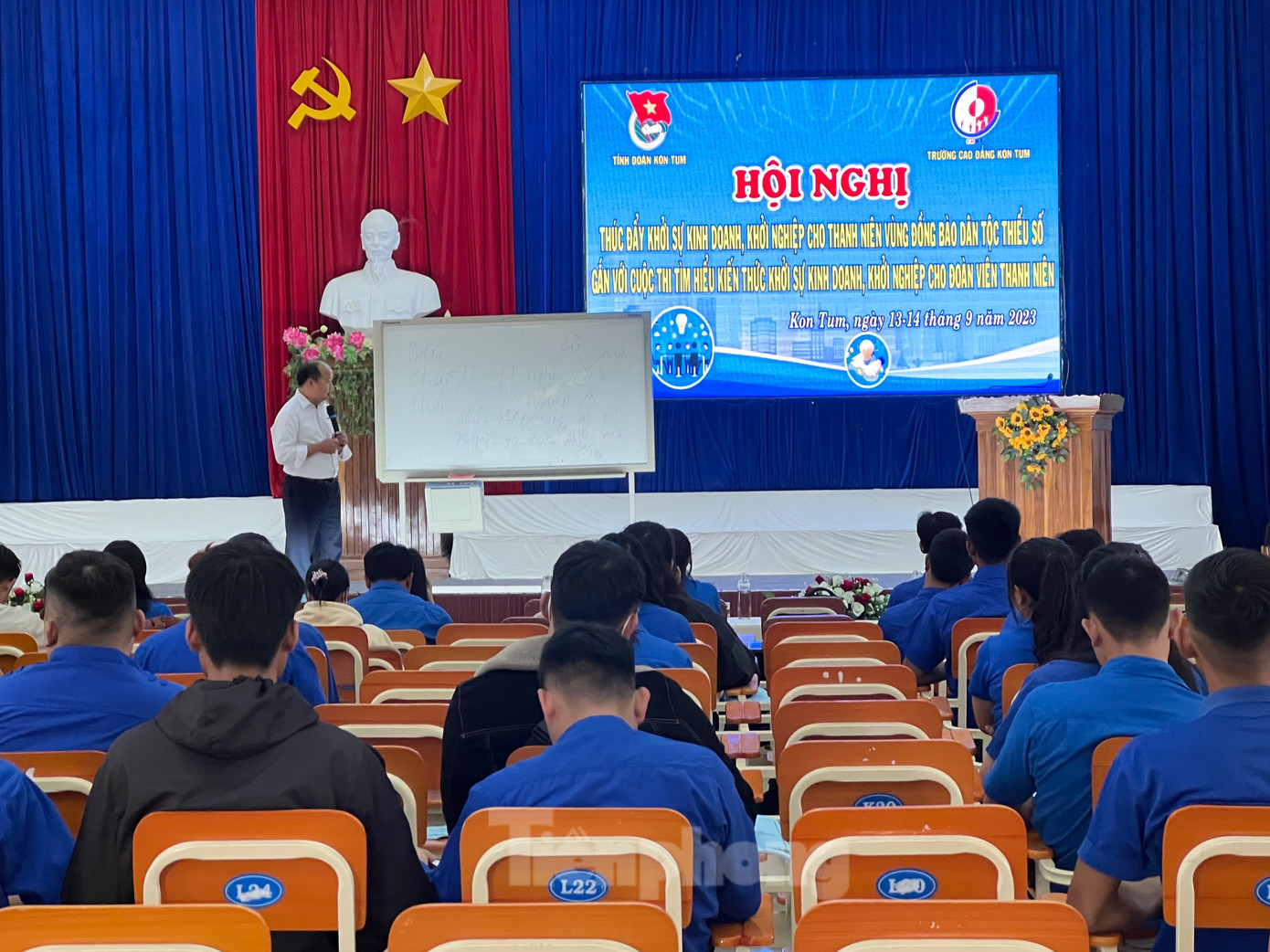 Hoạt động diễn ra trong 2 ngày (13-14/9) với các chuyên đề khởi nghiệp quan trọng. Ảnh: Thái Lâm Hoạt động diễn ra trong 2 ngày (13-14/9) với các chuyên đề khởi nghiệp quan trọng. Ảnh: Thái Lâm