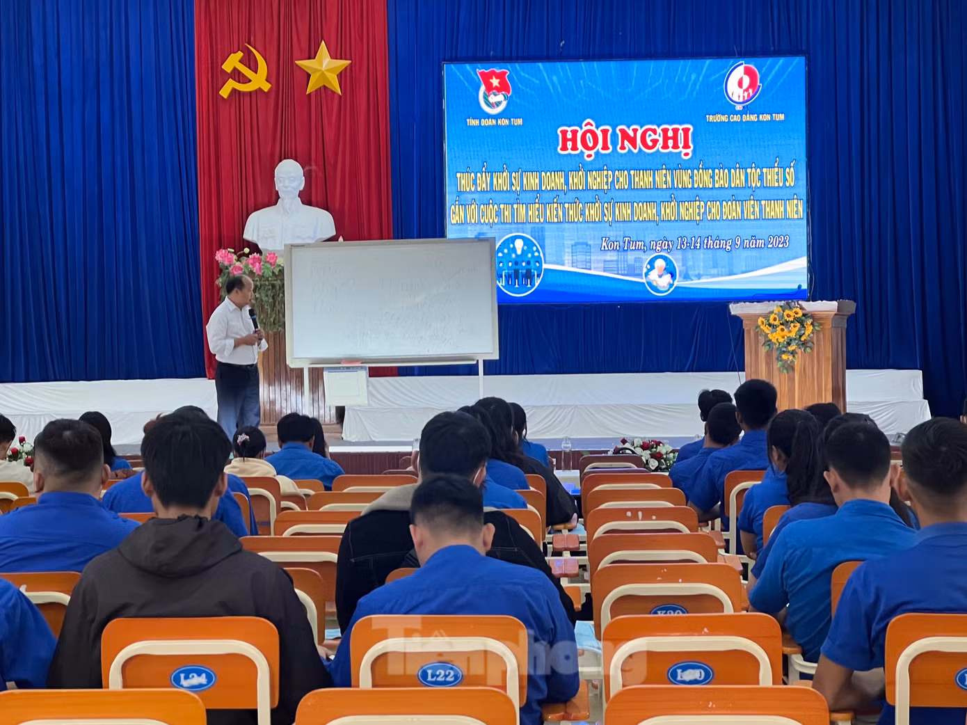 Hoạt động diễn ra trong 2 ngày (13-14/9) với các chuyên đề khởi nghiệp quan trọng. Ảnh: Thái Lâm