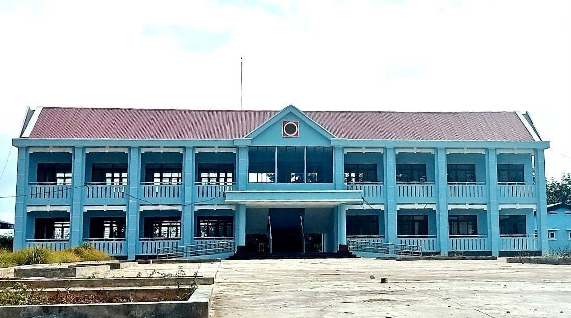 Trường THCS Phan Đình Phùng (xã Hơ Moong) được đầu tư, xây mới khang trang