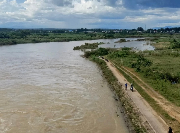 Khu vực nơi người dân phát hiện thi thể Khu vực nơi người dân phát hiện thi thể