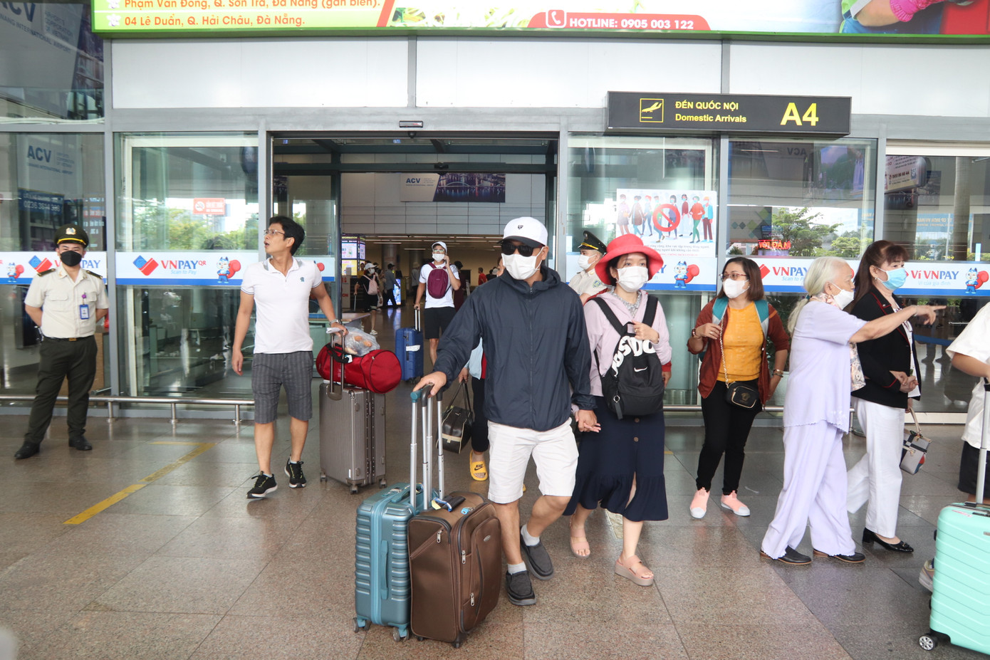 Dù lượng khách đông song không xảy ra tình trạng quá tải tại sân bay Đà Nẵng.