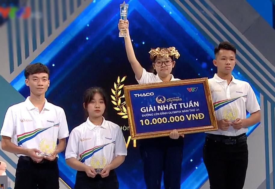 Hồng Liên giành chiến thắng thuyết phục trong cuộc thi tuần đầu tiên tháng 1 quý IV Olympia 21 Hồng Liên giành chiến thắng thuyết phục trong cuộc thi tuần đầu tiên tháng 1 quý IV Olympia 21