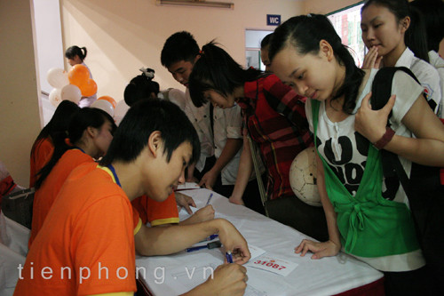 Các thí sinh đăng kí số báo danh