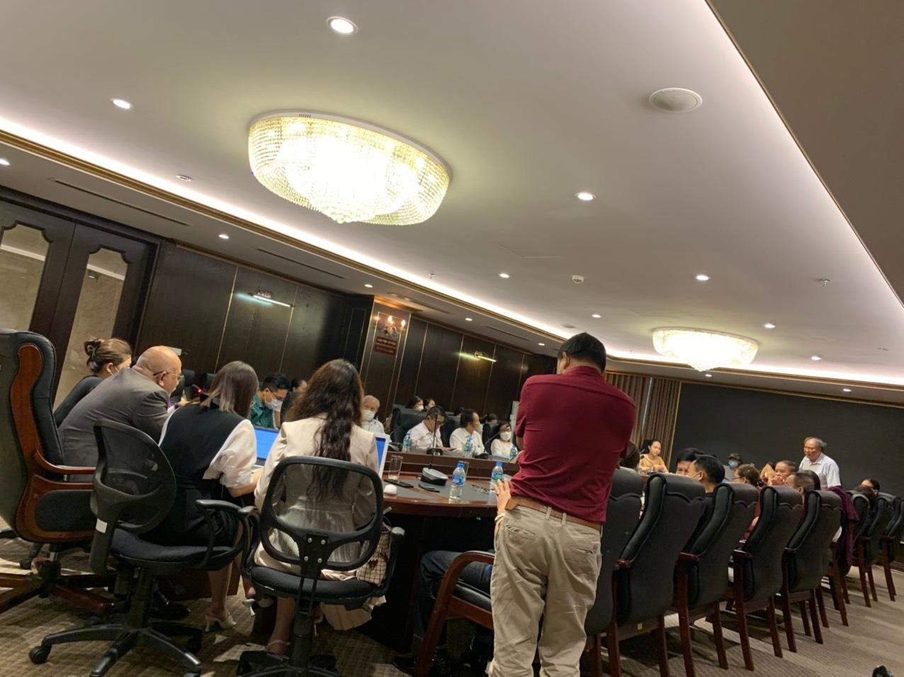 Lãnh đạo Tập đoàn Tân Hoàng Minh họp cùng nhà đầu tư chiều 27/5. Lãnh đạo Tập đoàn Tân Hoàng Minh họp cùng nhà đầu tư chiều 27/5.