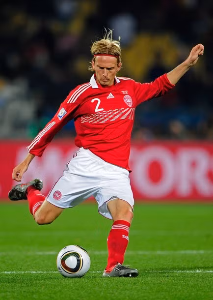 "Hàng thải" như Poulsen mà cũng được đồn đoán là trong tầm ngắm của Liverpool. Ảnh Getty. . "Hàng thải" như Poulsen mà cũng được đồn đoán là trong tầm ngắm của Liverpool. Ảnh Getty. .