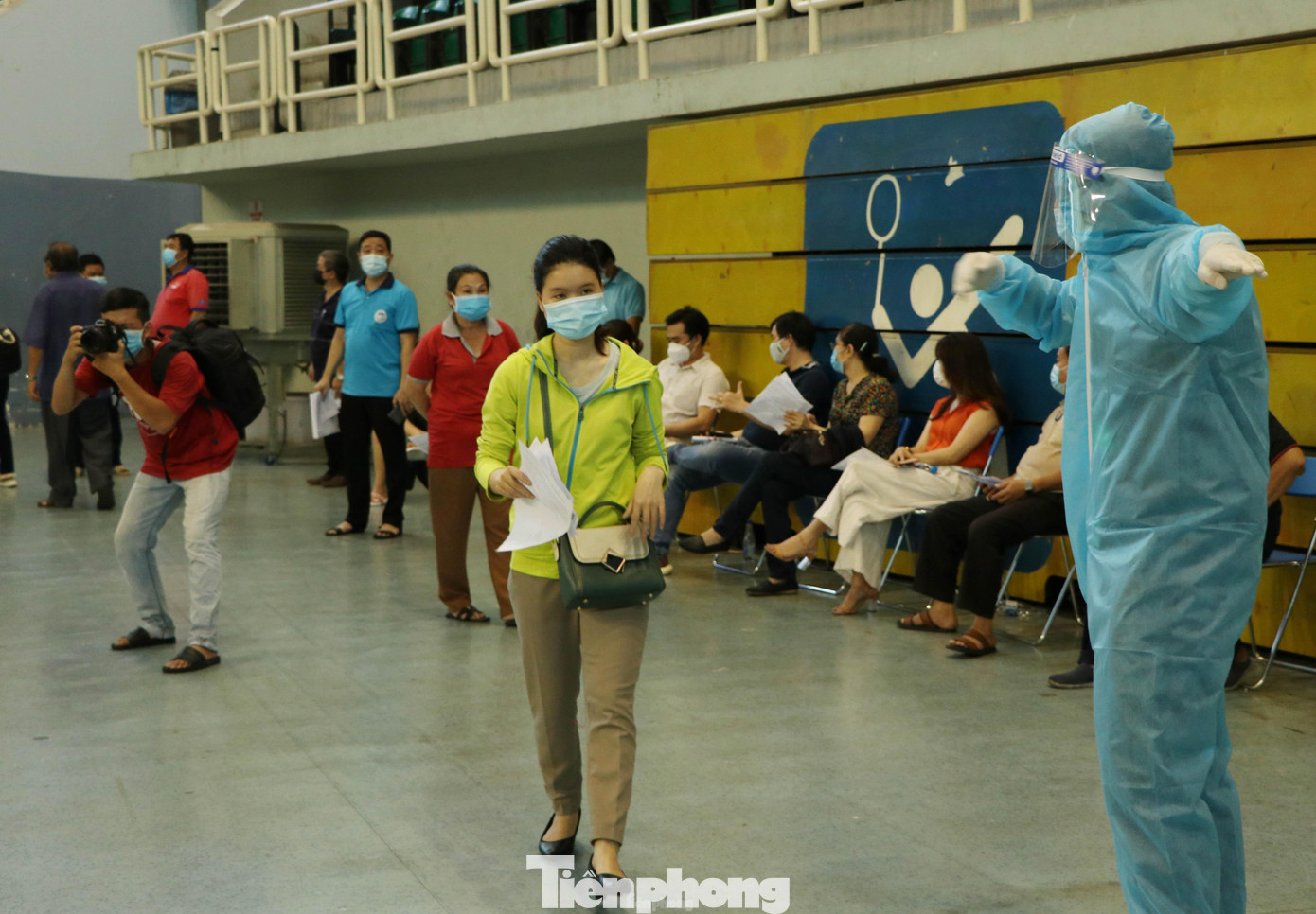 Chiến dịch tiêm chủng hơn 836.000 liều vắc xin ngừa COVID-19 của TPHCM được khởi động từ ngày 19/6. Đến ngày 24/6, toàn thành phố đã tiêm được hơn 436.000 liều.