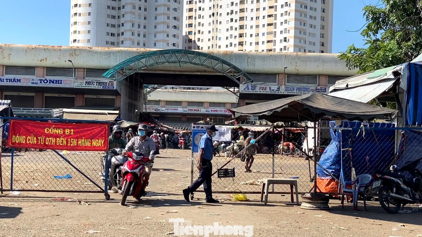 Theo UBND huyện Hóc Môn, tình hình dịch bệnh COVID-19 trên địa bàn đang có diễn biến phức tạp.