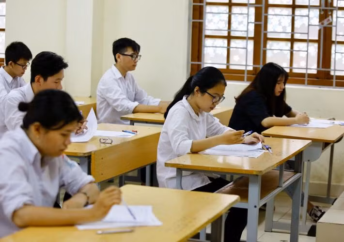 Bài thi tổ hợp tự nhiên: Đề phân hóa cao, nhiều thí sinh than khó ảnh 1