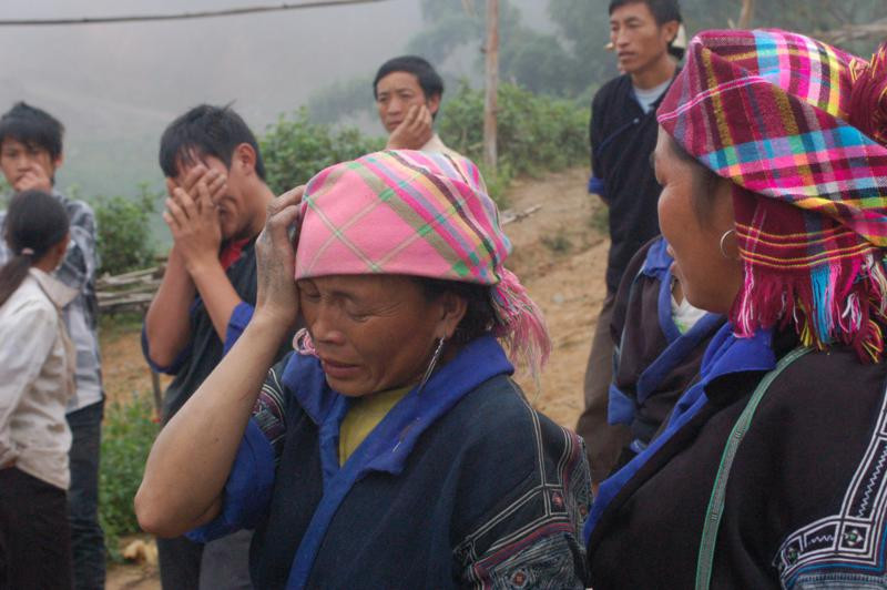 Nỗi đau mất đi người thân như cắt từng khúc ruột của các gia đình khó khăn